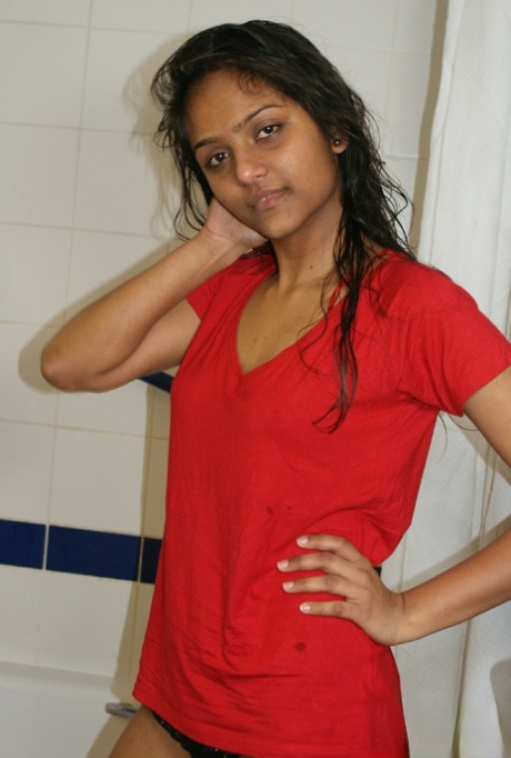 Divya Yogesh sex star picture