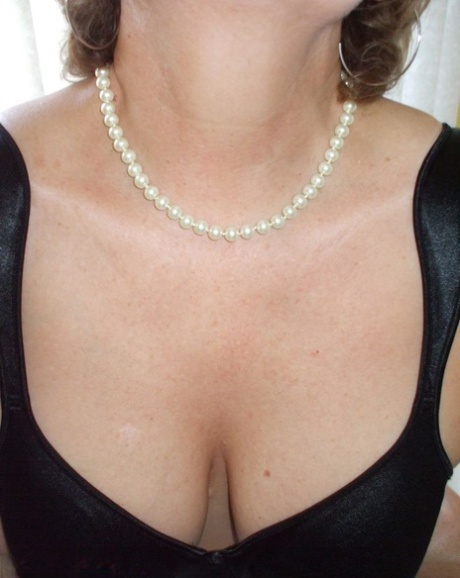 huge tits jewish mature free xxx pic