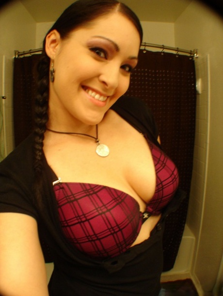 self suck her huge soft tits adult pictures