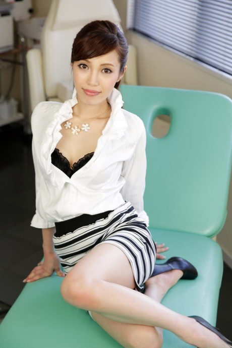 Yura Hitomi free actress archive