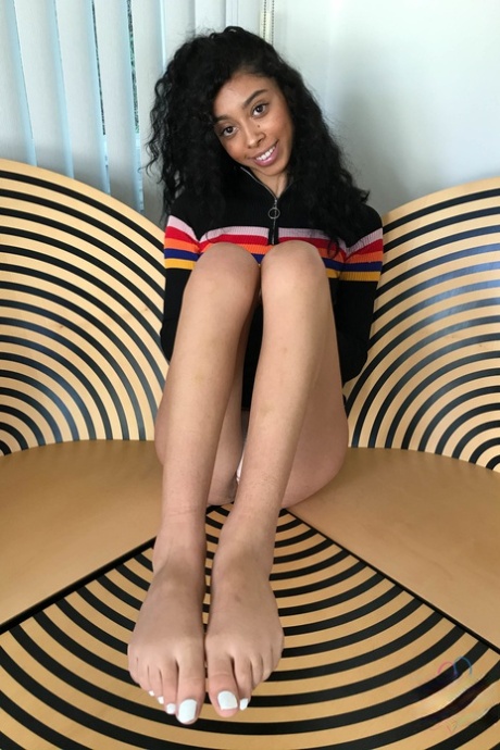 Jada Doll hot pornstar pics